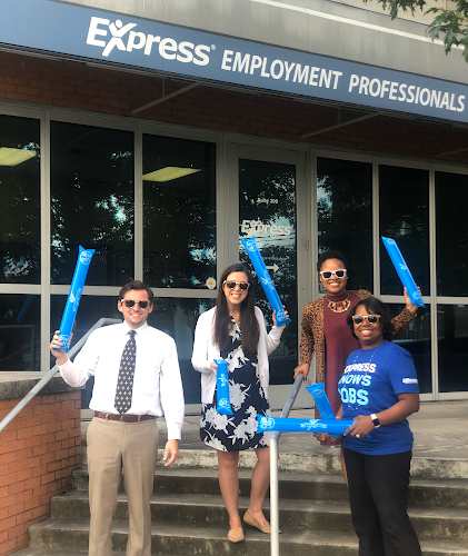 Mejores Agencias de Empleo en Louisiana, LA – Oficinas de trabajo cerca de ti - AF1QipMmLjhhXGUgO3IpEvSV898Z7vBef3LsJUopUB20w800 H500 K No