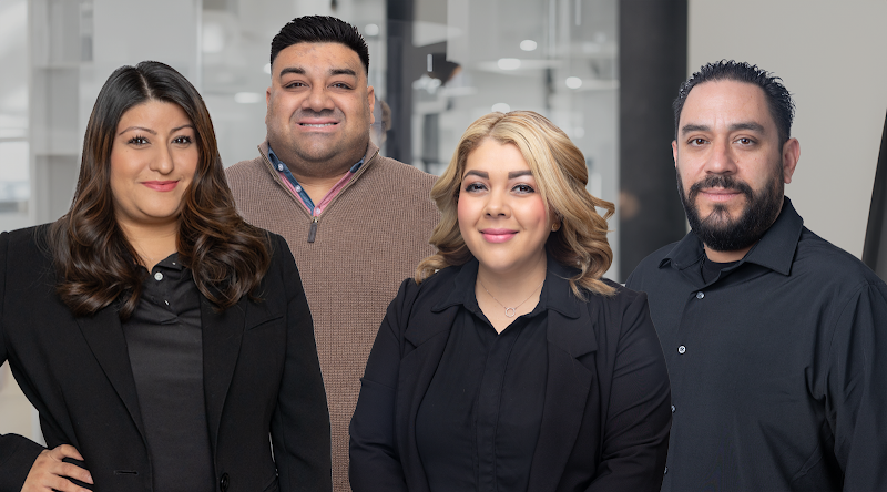 Agencias de empleo en Moreno Valley, (California) – Mejores oficinas de trabajo cerca de ti - AF1QipMqq PJ8kj1s80z6pZbCFk87rQgfy5mpN9B9q0hw800 H500 K No