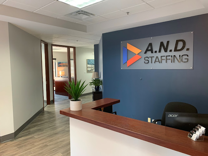 Agencias de empleo en Elgin, (Illinois) – Mejores oficinas de trabajo cerca de ti - AF1QipO2GNs6A5oYPGOD0eXquBdnRyiufMZEn3yHMbk3w800 H500 K No