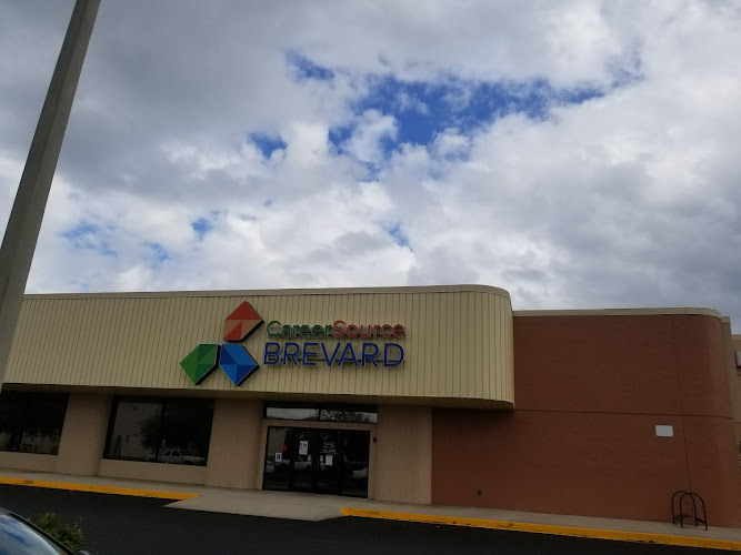 Agencias de empleo en Palm Bay, (Florida) – Mejores oficinas de trabajo cerca de ti - AF1QipPYxbwNUNwXANHM5ALwp8Mr9rz7wH DcSD4fS6iw800 H500 K No