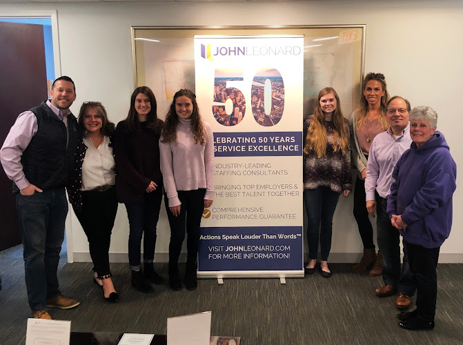 Agencias de empleo en Boston, (Massachusetts) – Mejores oficinas de trabajo cerca de ti - AF1QipPujPotDIMk21G6iwqsw8Vp2wRaqy84E5FFFgwKw800 H500 K No